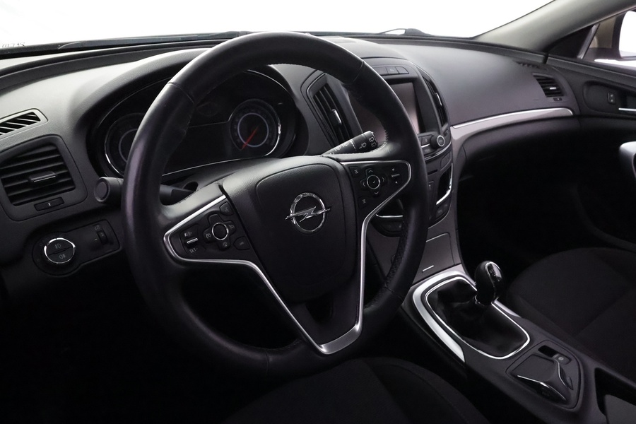 Opel Insignia vaihtoauto