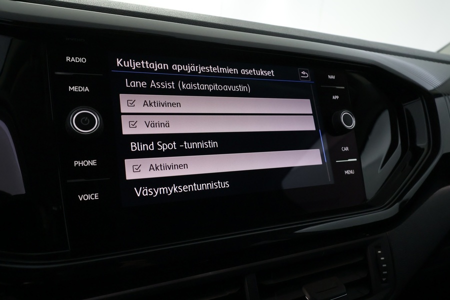 Volkswagen T-Cross vaihtoauto