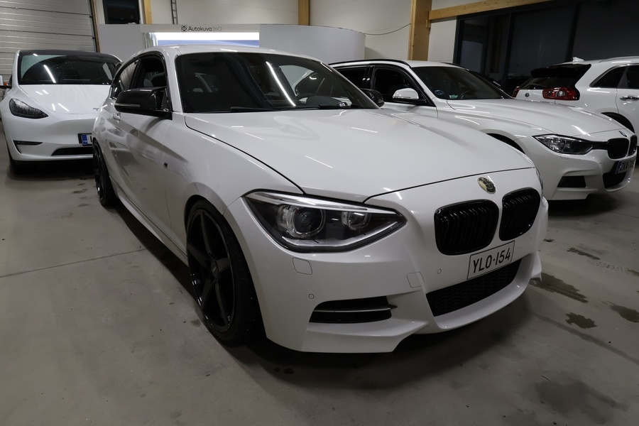 BMW M135i vaihtoauto