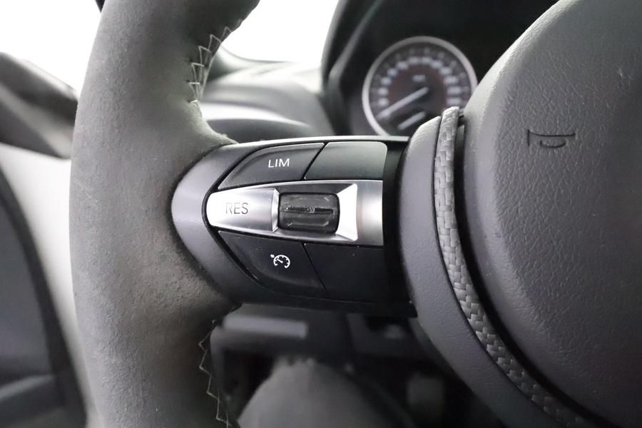 BMW M135i vaihtoauto