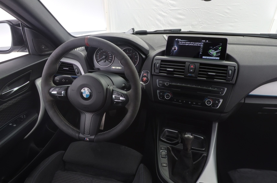 BMW M135i vaihtoauto