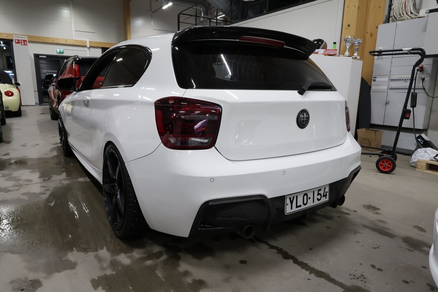 BMW M135i vaihtoauto