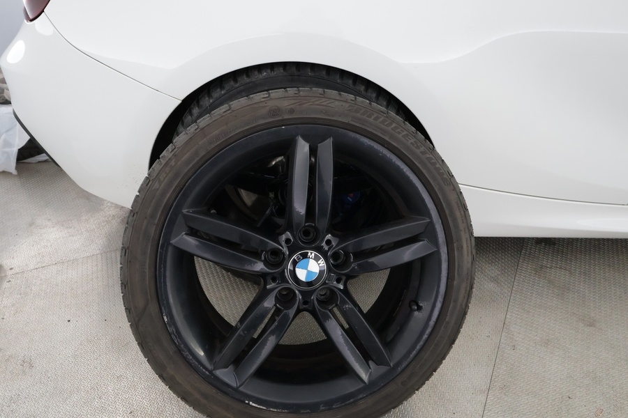 BMW M135i vaihtoauto