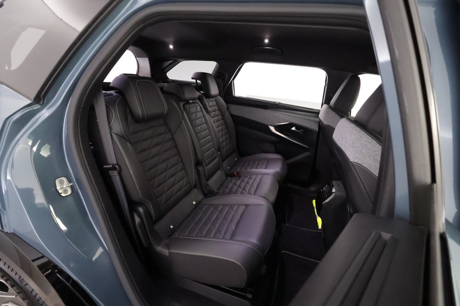 Peugeot E-5008 vaihtoauto