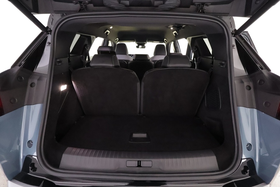 Peugeot E-5008 vaihtoauto