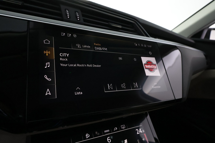 Audi Q8 e-tron vaihtoauto