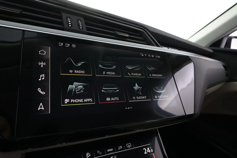 Audi Q8 e-tron vaihtoauto