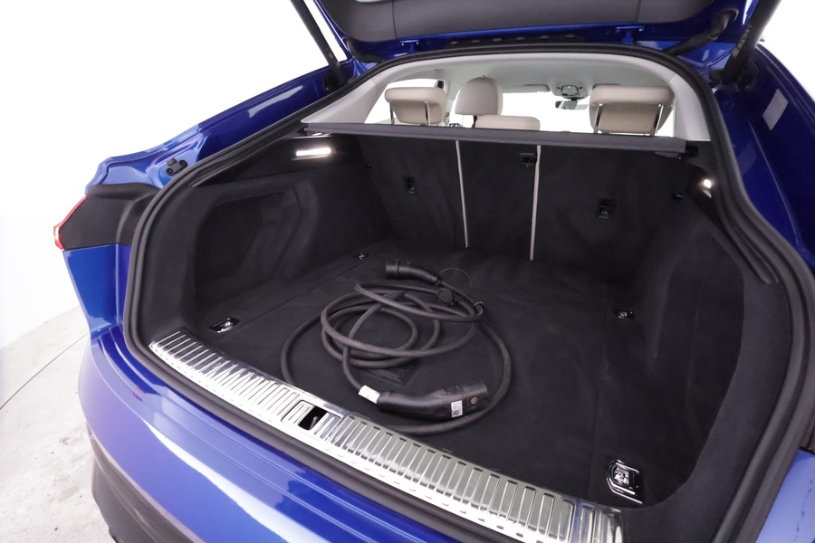 Audi Q8 e-tron vaihtoauto