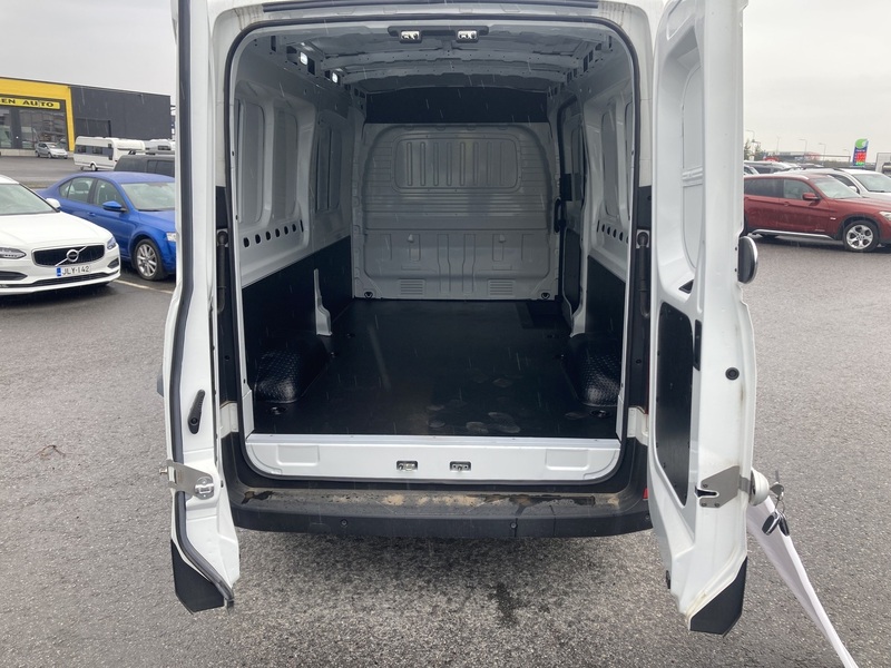 Maxus e-Deliver 9 vaihtoauto