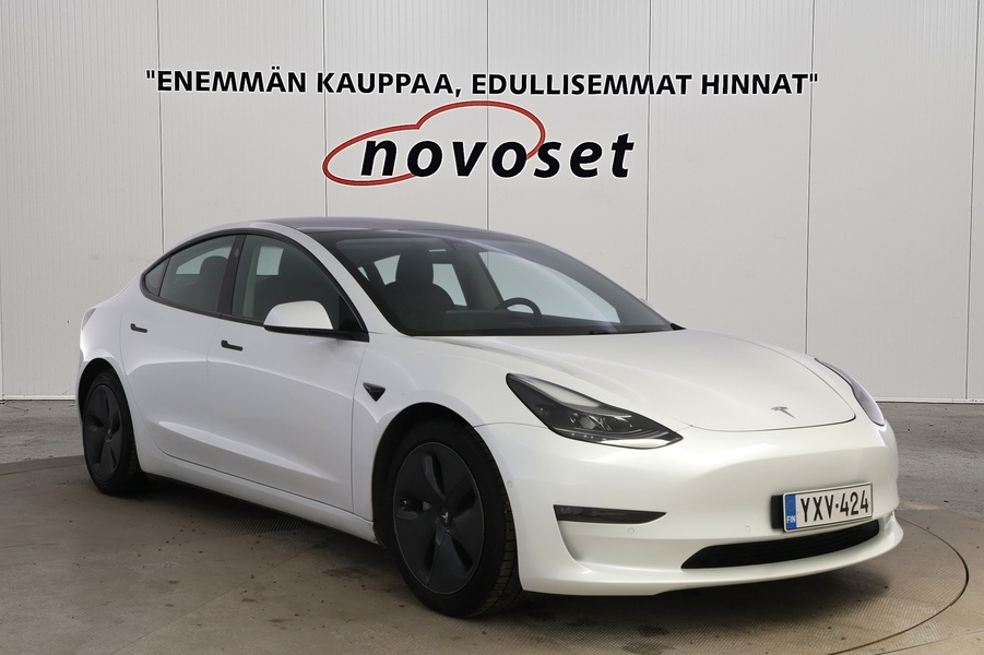 Tesla Model 3 vaihtoauto