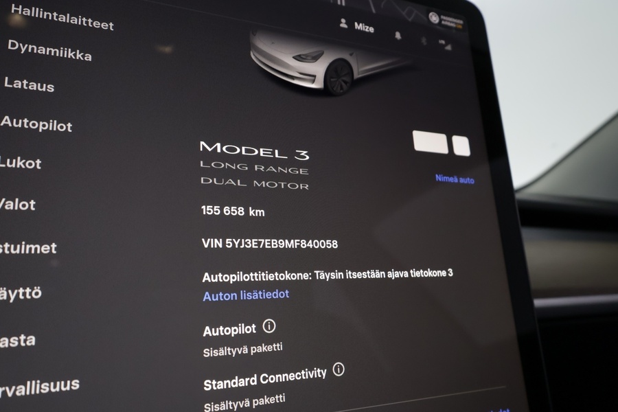 Tesla Model 3 vaihtoauto