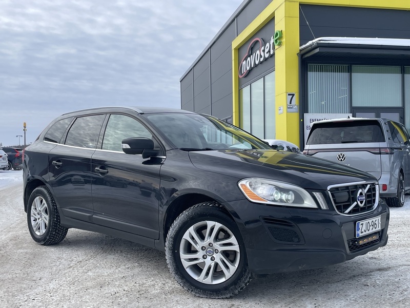 Volvo XC60 vaihtoauto