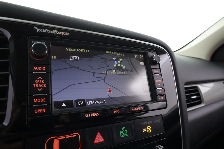 Mitsubishi Outlander PHEV vaihtoauto