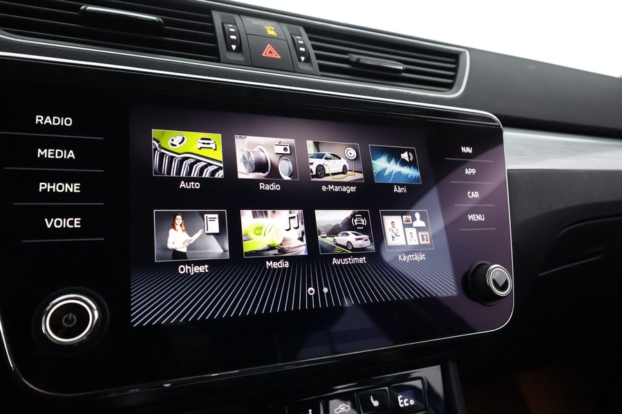 Skoda Superb vaihtoauto