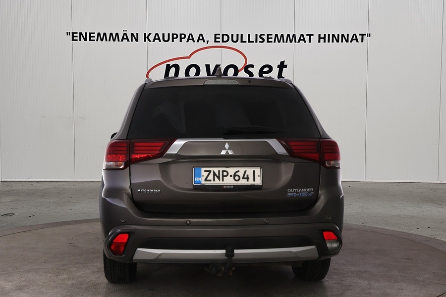 Mitsubishi Outlander PHEV vaihtoauto