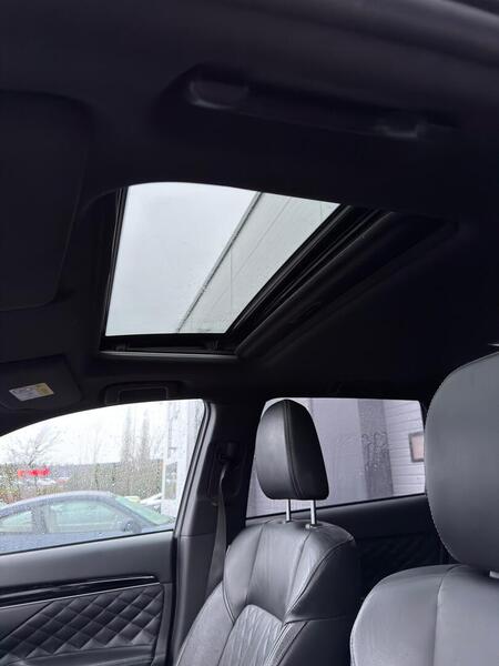 Mitsubishi Outlander vaihtoauto