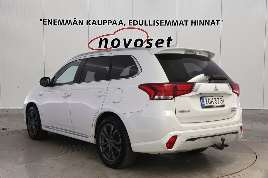 Mitsubishi Outlander PHEV vaihtoauto