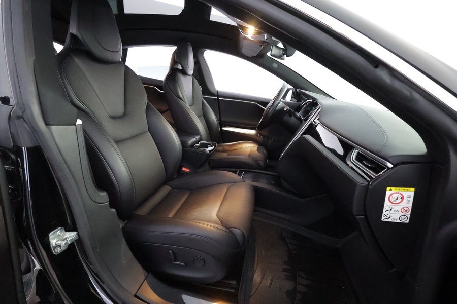 Tesla Model S vaihtoauto