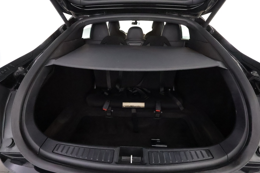 Tesla Model S vaihtoauto