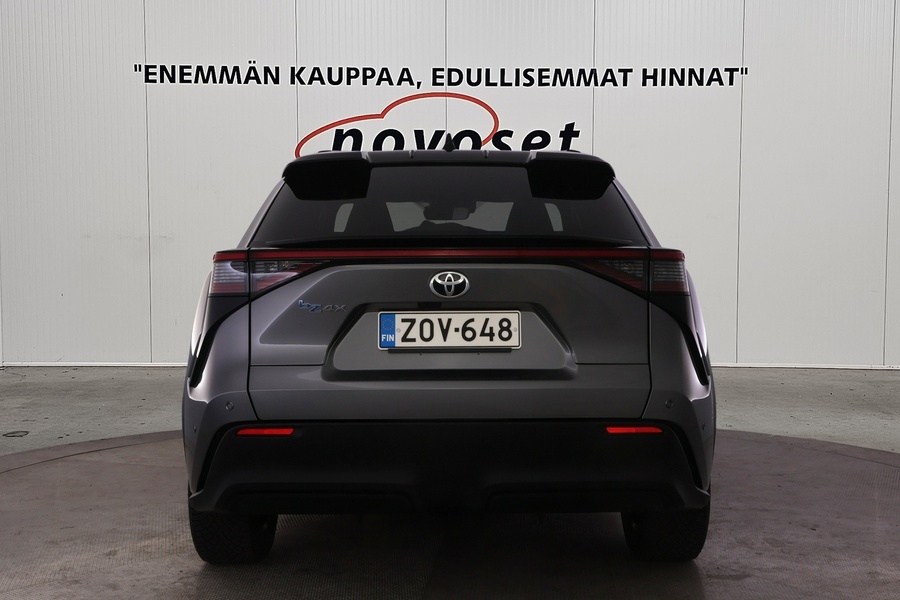 Toyota bZ4X vaihtoauto