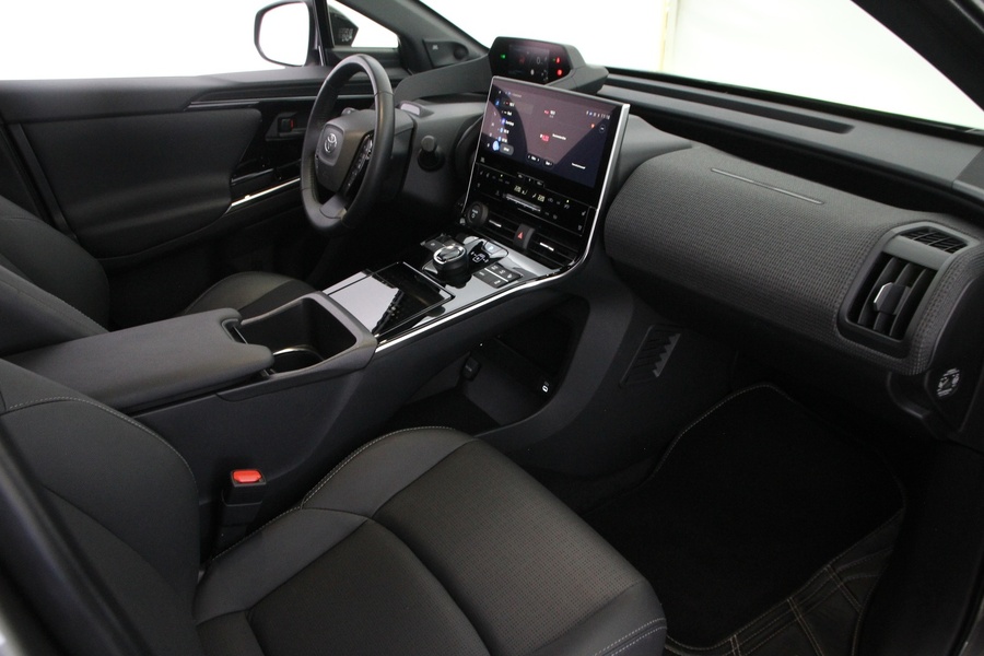 Toyota bZ4X vaihtoauto