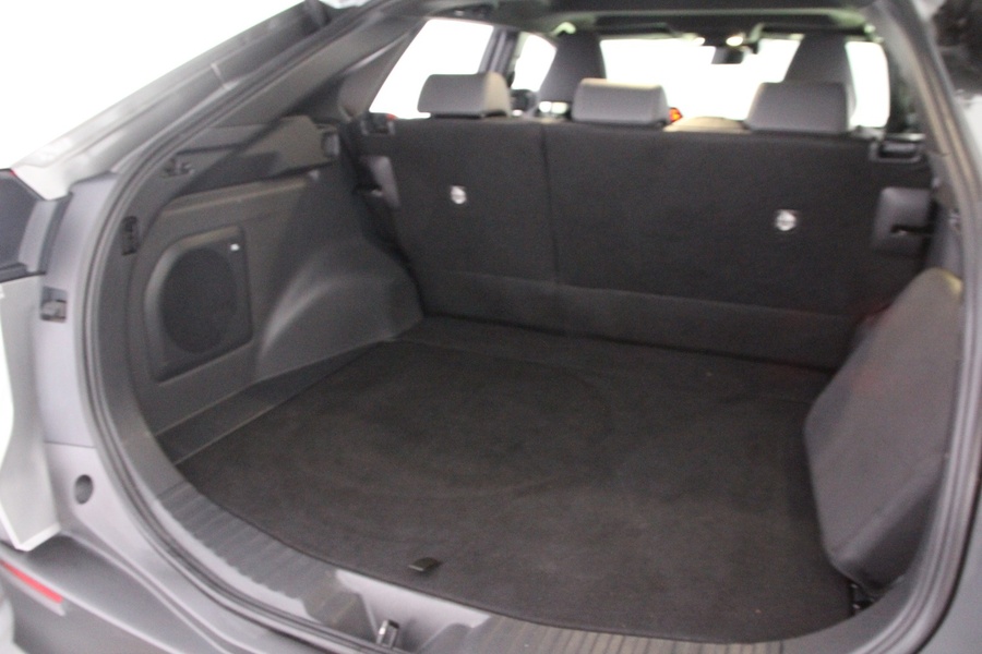 Toyota bZ4X vaihtoauto