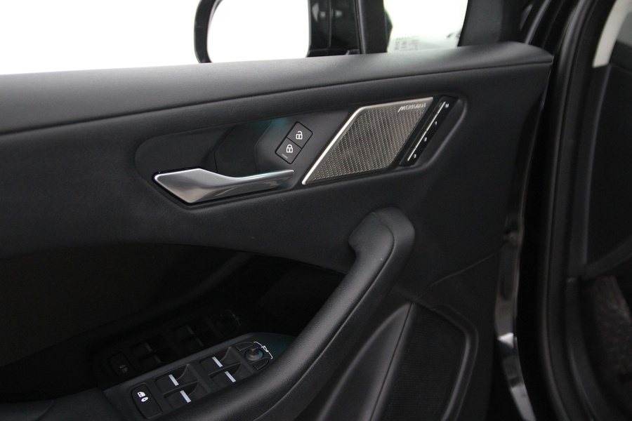 Jaguar I-PACE vaihtoauto