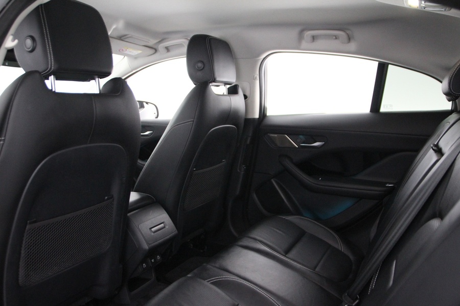 Jaguar I-PACE vaihtoauto