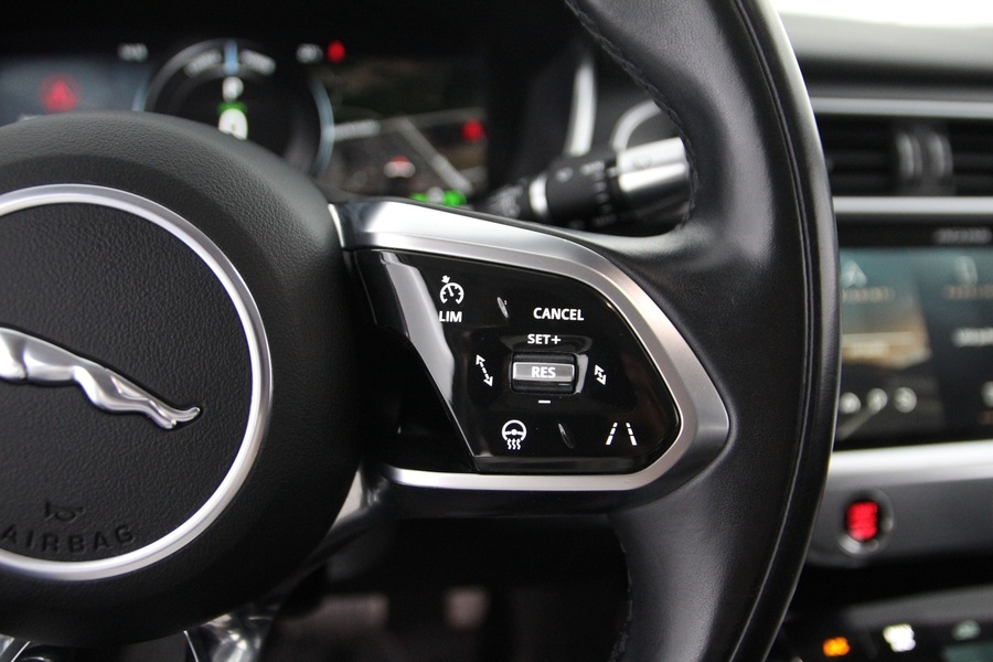 Jaguar I-PACE vaihtoauto