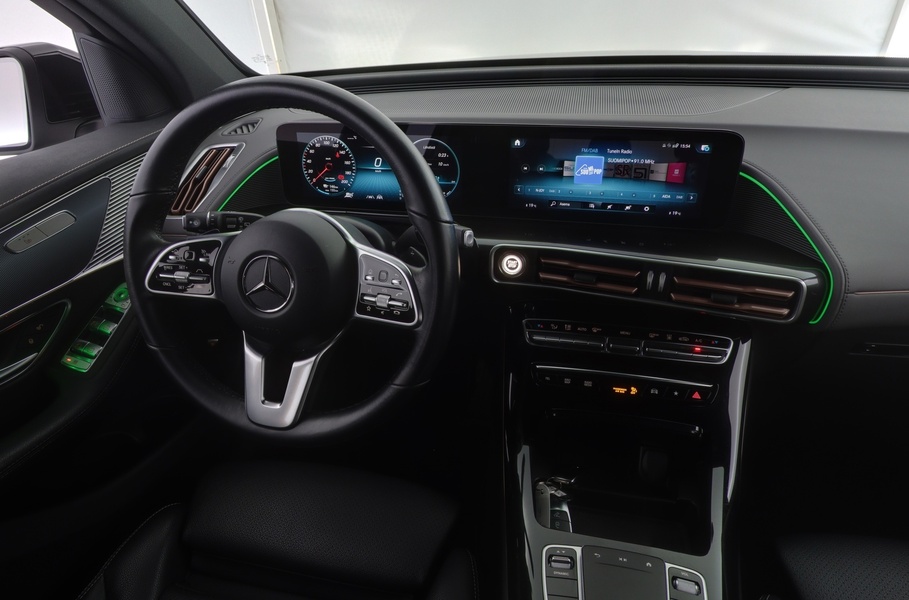 Mercedes-Benz EQC vaihtoauto