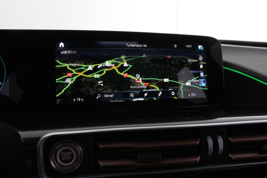 Mercedes-Benz EQC vaihtoauto