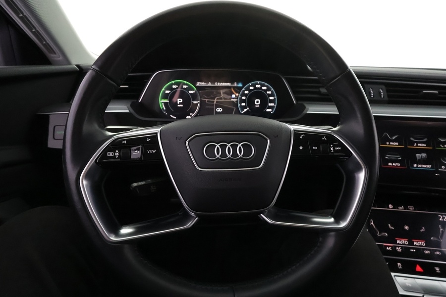 Audi e-tron vaihtoauto