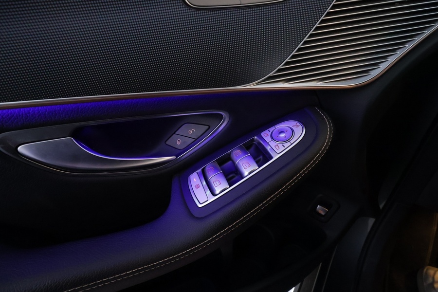 Mercedes-Benz EQC vaihtoauto