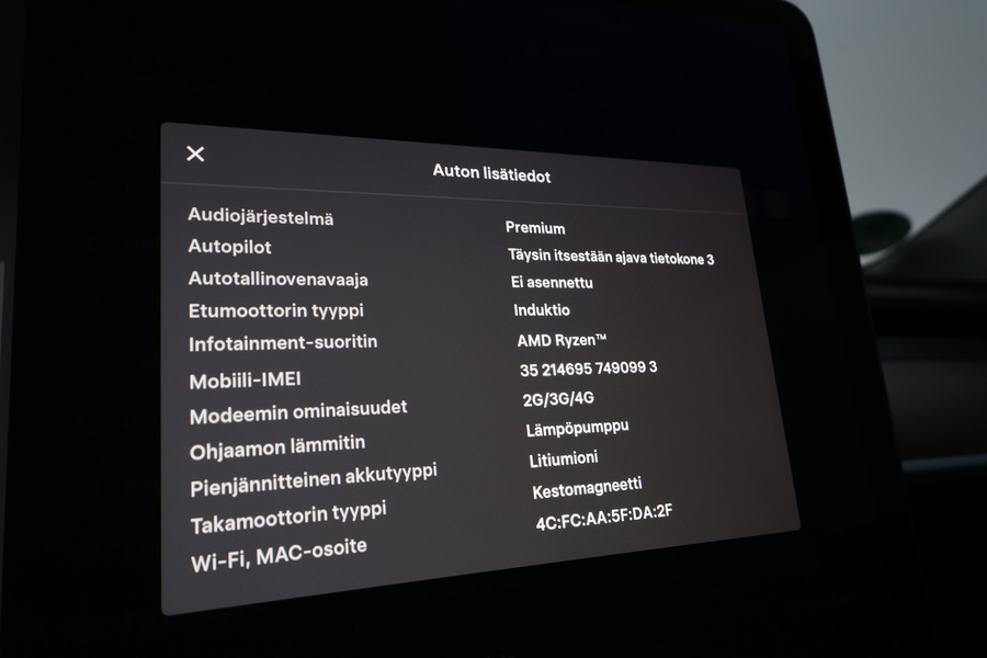 Tesla Model 3 vaihtoauto