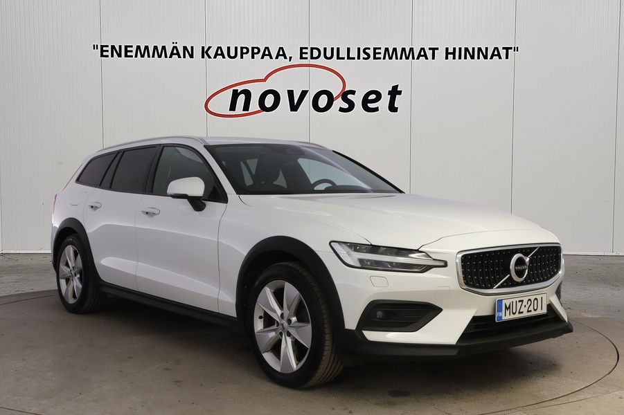 Volvo V60 Cross Country vaihtoauto