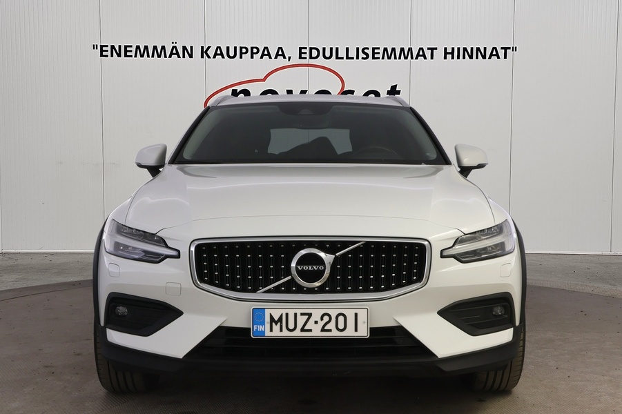 Volvo V60 Cross Country vaihtoauto