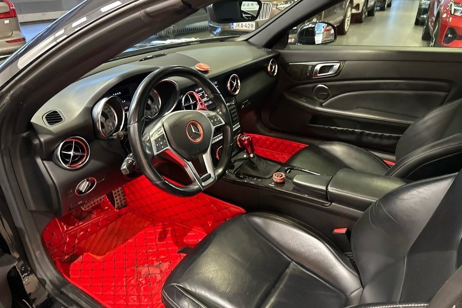 Mercedes-Benz SLK vaihtoauto