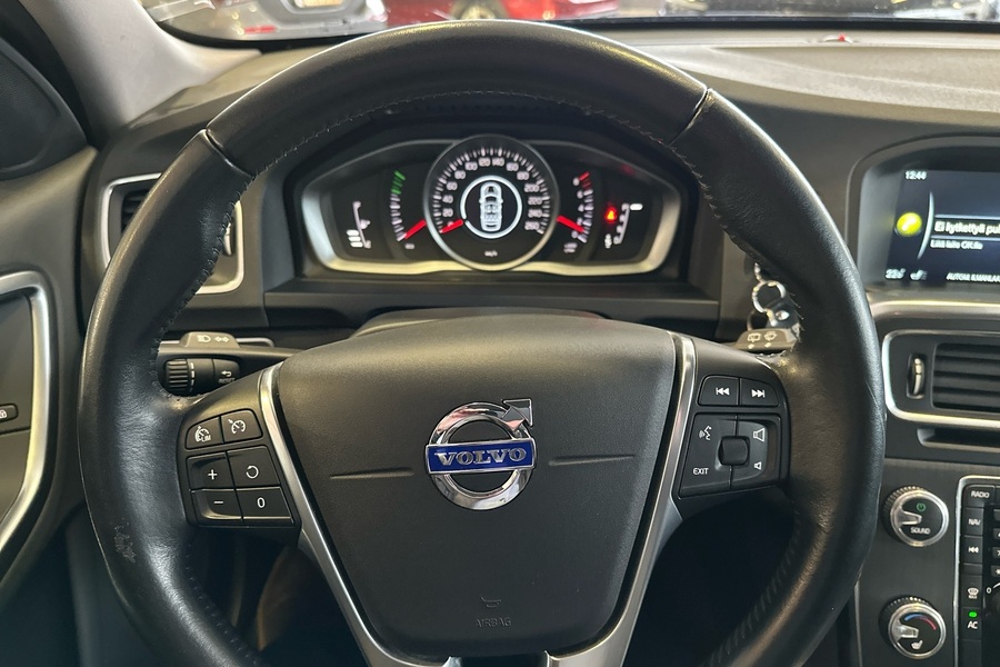 Volvo V60 vaihtoauto