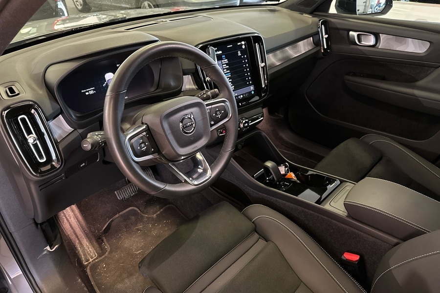 Volvo EX40 vaihtoauto