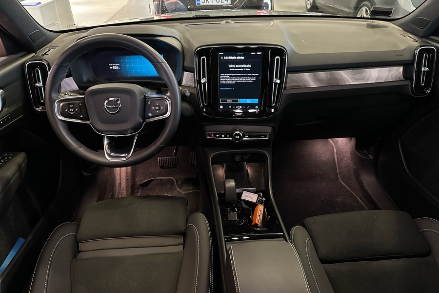 Volvo EX40 vaihtoauto