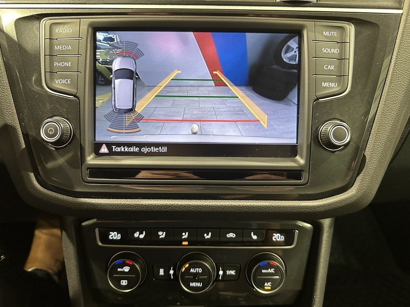 Volkswagen Tiguan vaihtoauto