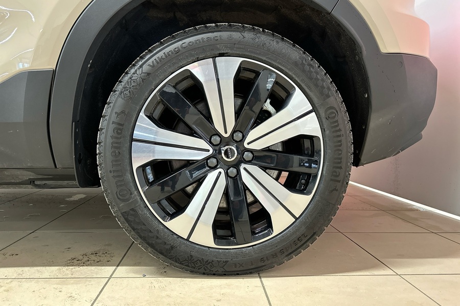 Volvo EC40 vaihtoauto