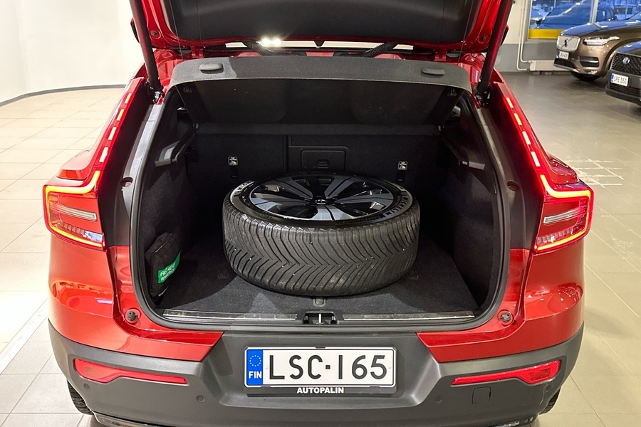 Volvo C40 vaihtoauto