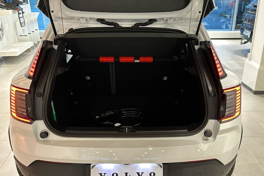 Volvo EX30 vaihtoauto