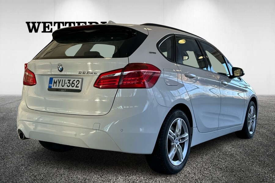 BMW 225 vaihtoauto