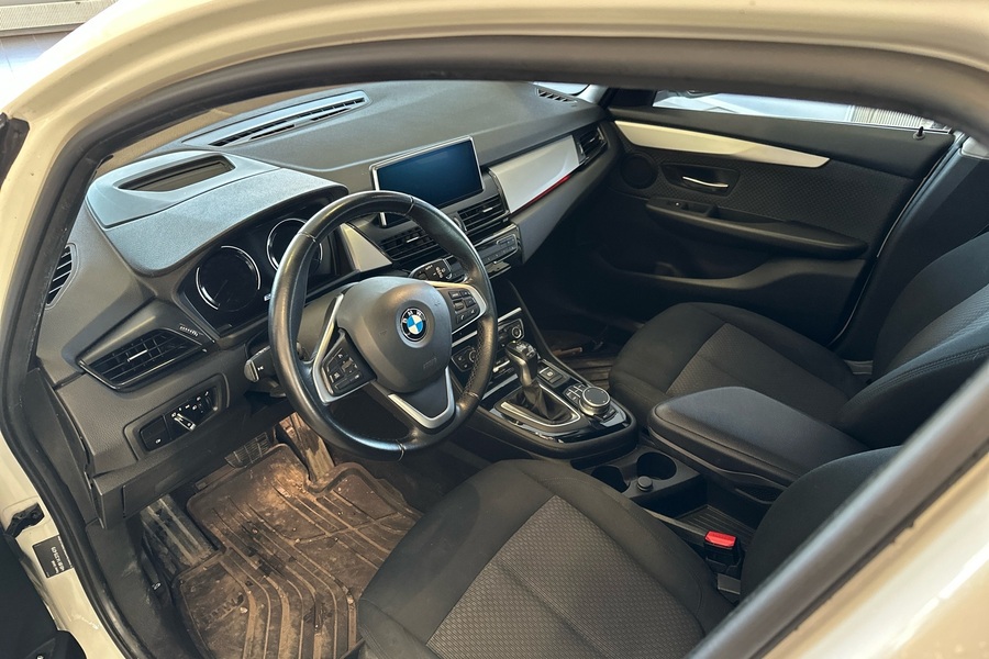 BMW 225 vaihtoauto