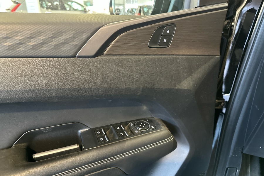 Volkswagen Amarok vaihtoauto