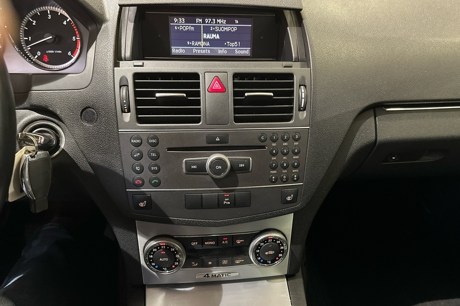 Mercedes-Benz C vaihtoauto