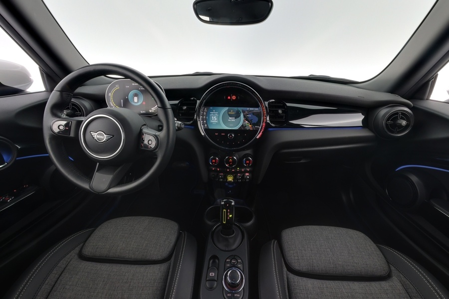 Mini Hatchback vaihtoauto