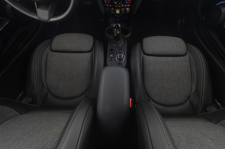 Mini Hatchback vaihtoauto